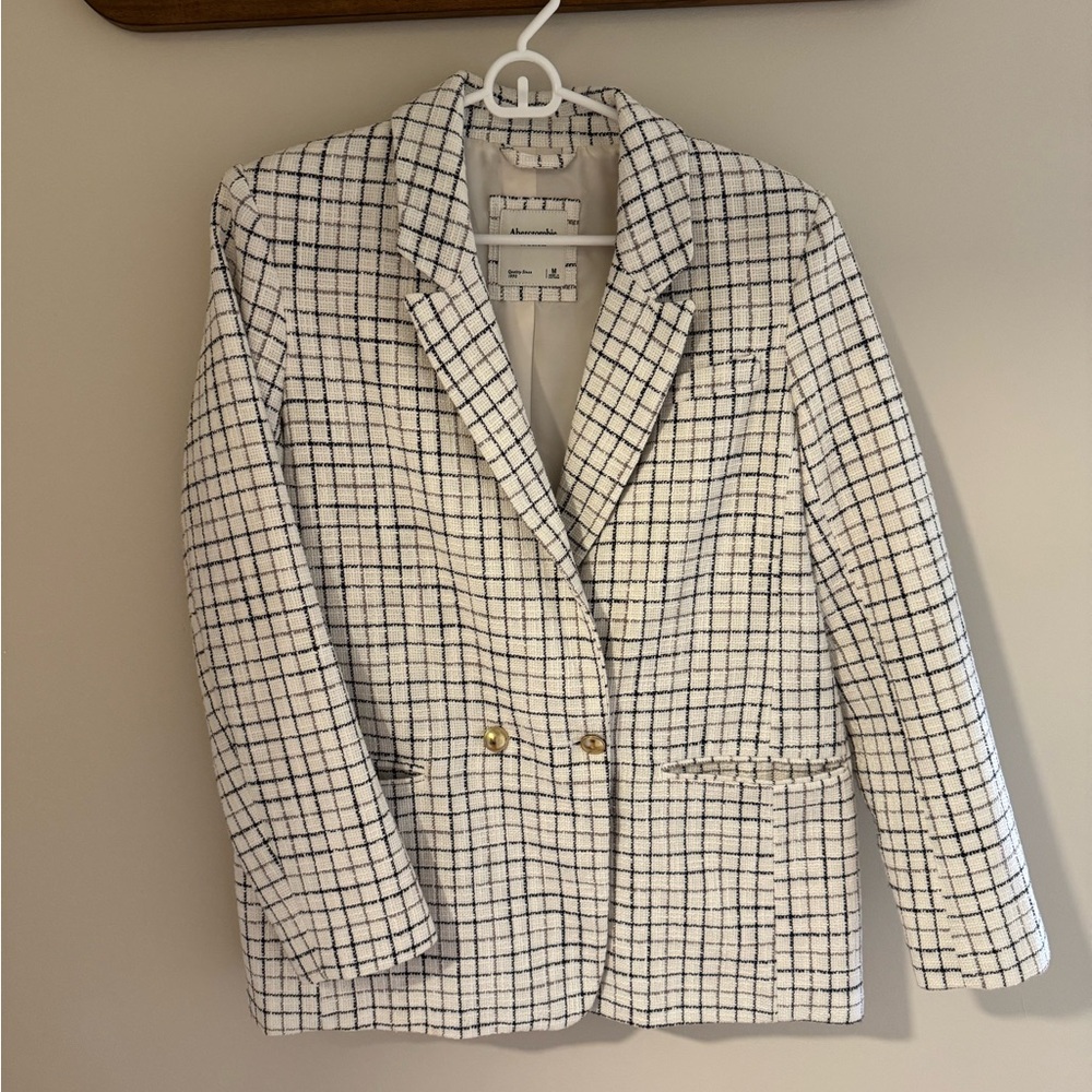 Abercrombie & Fitch Tweed Plaid Blazer in White/Navy, Size M